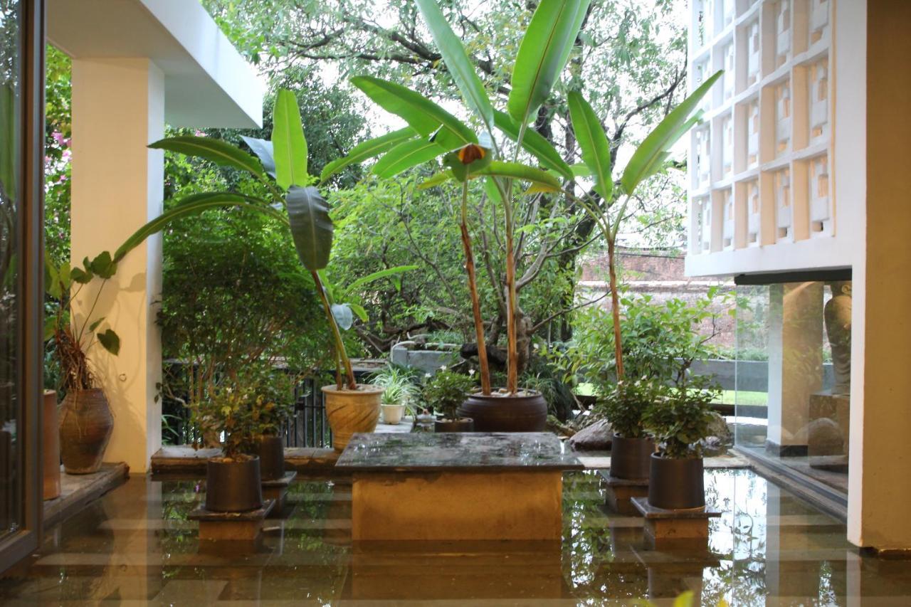 Nam Mua Boutique Hotel Hue Exterior photo